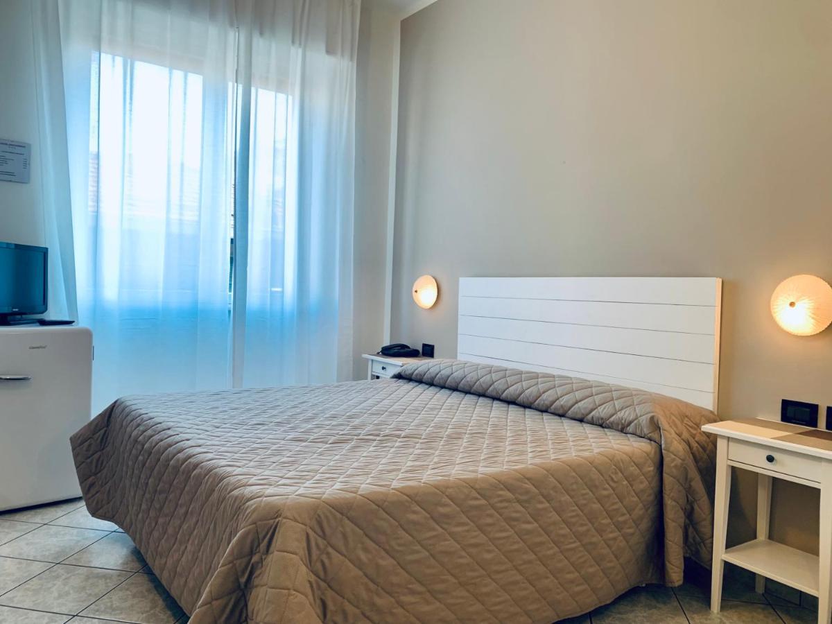 Hotel San Giorgio Albisola Superiore Zewnętrze zdjęcie