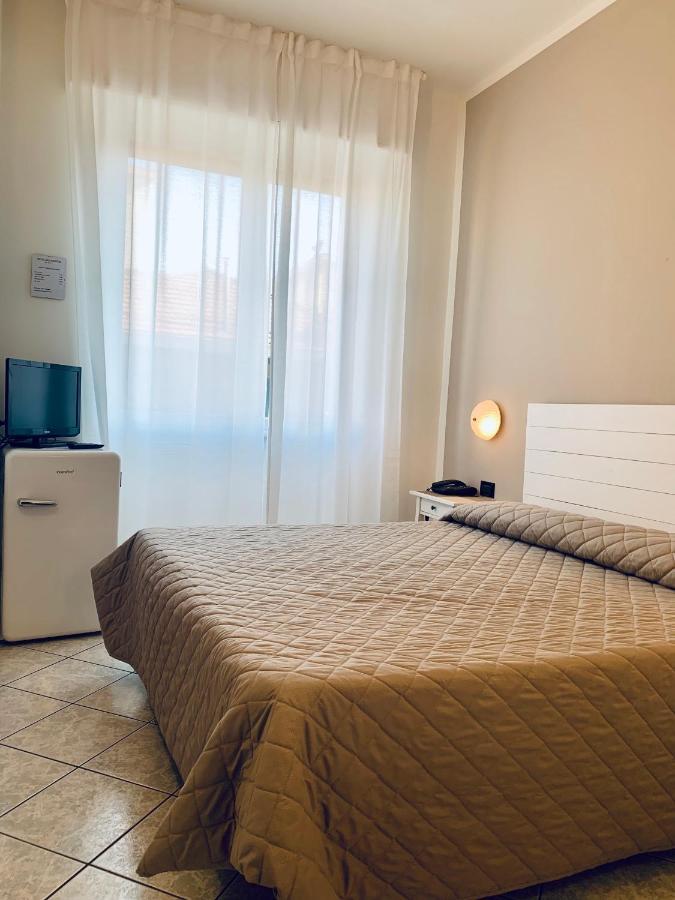 Hotel San Giorgio Albisola Superiore Zewnętrze zdjęcie