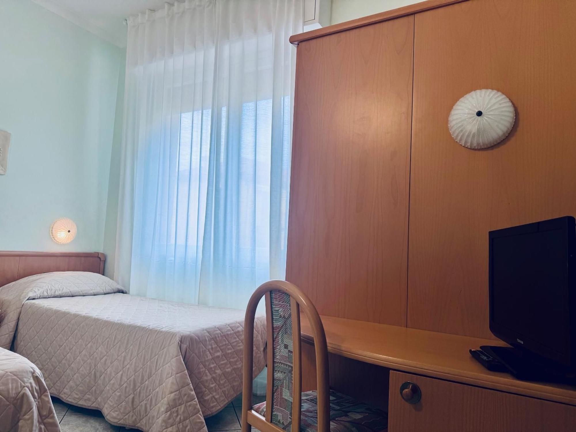 Hotel San Giorgio Albisola Superiore Zewnętrze zdjęcie