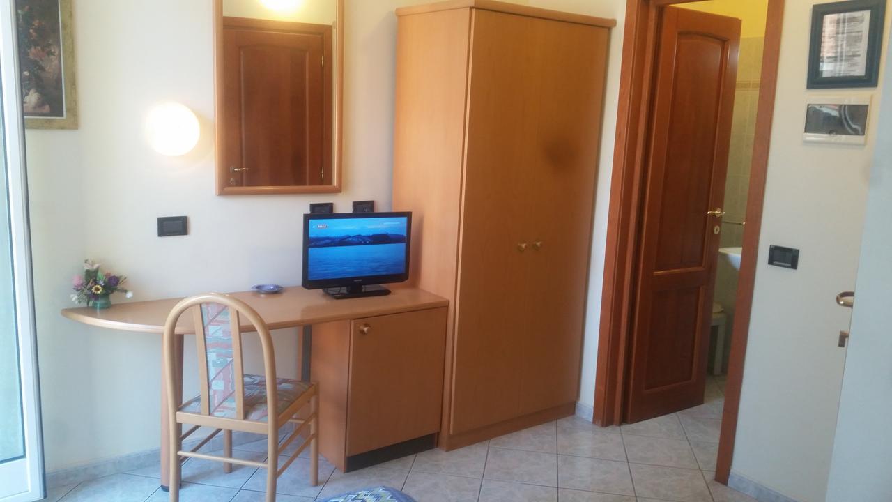 Hotel San Giorgio Albisola Superiore Zewnętrze zdjęcie