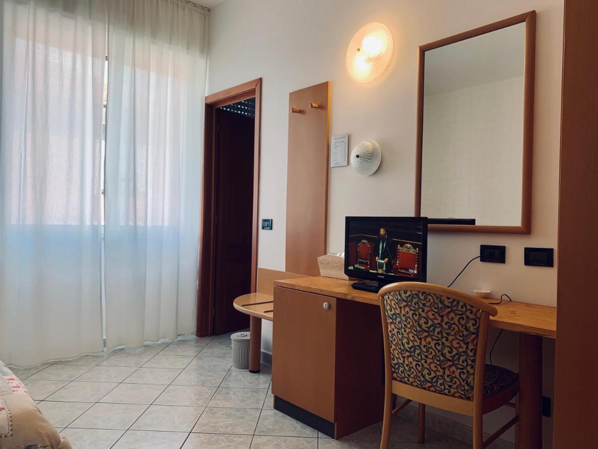 Hotel San Giorgio Albisola Superiore Zewnętrze zdjęcie