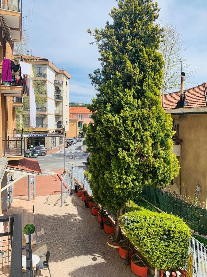 Hotel San Giorgio Albisola Superiore Zewnętrze zdjęcie