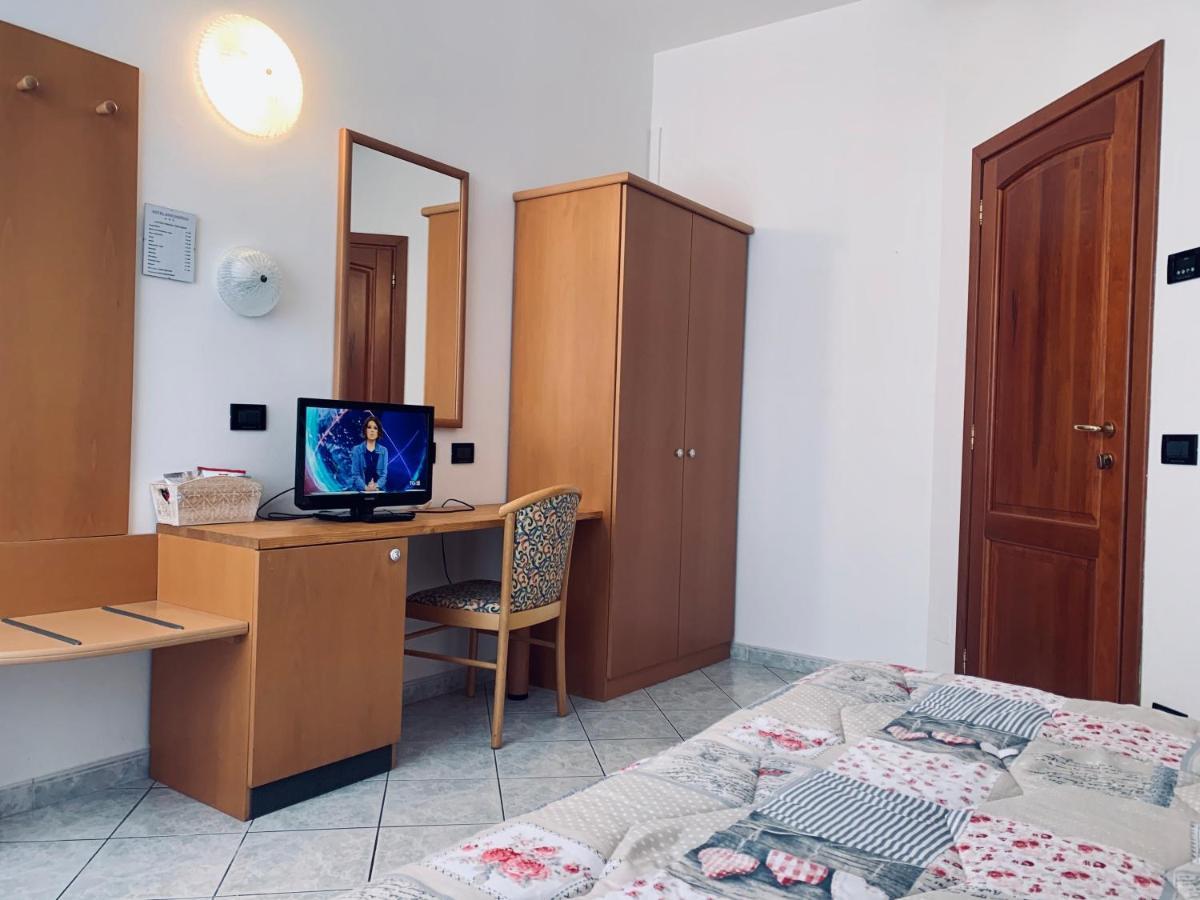 Hotel San Giorgio Albisola Superiore Zewnętrze zdjęcie